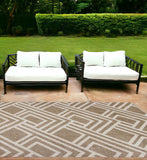 7'X10' Beige Machine Woven Uv Treated Geometric Indoor Outdoor Area Rug