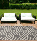 7'X10' Grey Machine Woven Uv Treated Geometric Indoor Outdoor Area Rug