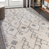 7' x 9' Gray and Ivory Geometric Shag Area Rug