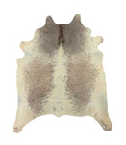 6' x 7' Brown and White Cowhide Hand Knotted Area Rug