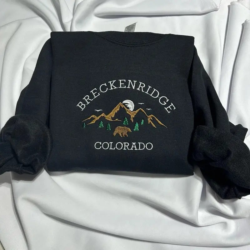 Breckenridge Colorado embroidered sweatshirt, Colorado National Park Sweatshirts, Breckenridge National Park crewneck; Breckenridge  Sweater