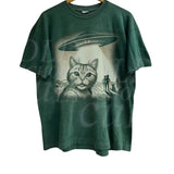 Cat Ufo Selfie Vintage 90s Graphic Shirt, Retro Funny Cat Ufo Tee, Alien Kitten Shirt, Y2k Halftone Tee, Cat Lovers Gift, Menswear Womenswear Streetwear