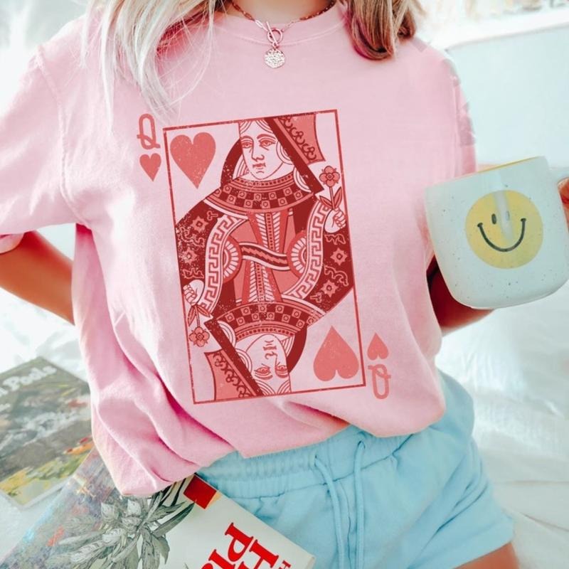 Comfort Colors Queen Of Hearts Shirt, Retro Mothers Day Shirt, Mothers Day Gift, Gift For Her, Mama Shirt, Mom Shirt,  Retro Boho Graphic Shirt