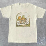 Frog 90s Vintage T-Shirt, Retro Toad Graphic Shirt, Retro Book Lovers Shirt, Cute Frog Gift, Funny Classic Shirt, Unisex Oversize Cotton Tee