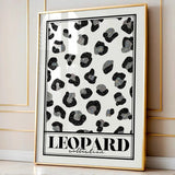 Leopard Print Poster with Glitter Details - Black & White Trendy Animal Wall Art - Chic Sophisticated Home Decor - Instant Download
