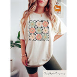 Retro Checkered Flower Shirt, Retro Flowers Tshirt, Comfort Summer Shirt, Boho Flower Shirt, Boho Hippie Tee, Trendy Summer Graphic Tee