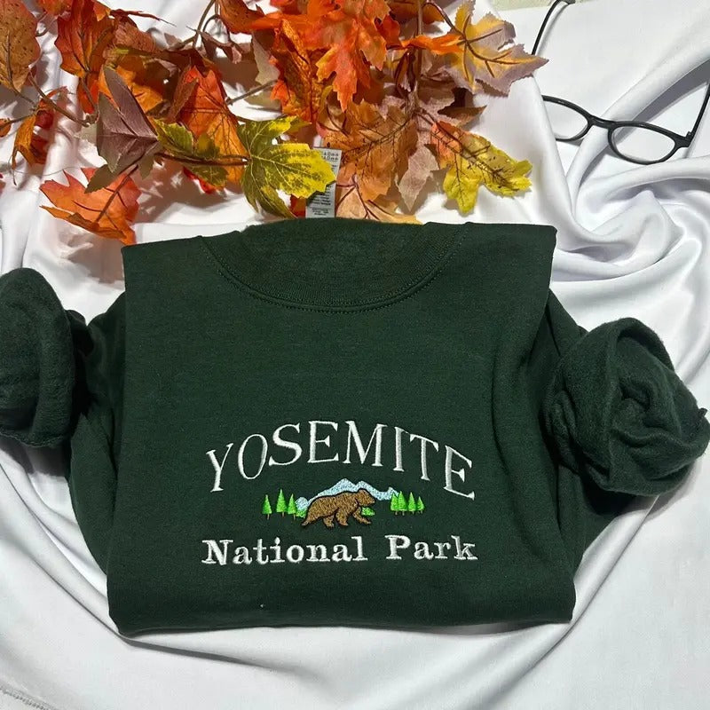 Yosemite National ParkEmbroidered sweatshirt; vintage Yosemite embroidered crewneck; Yosemite California, Sierra Nevada  National park Tops