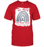 in April we wear gray Parkinson Awareness day Rainbow women T-Shirt
